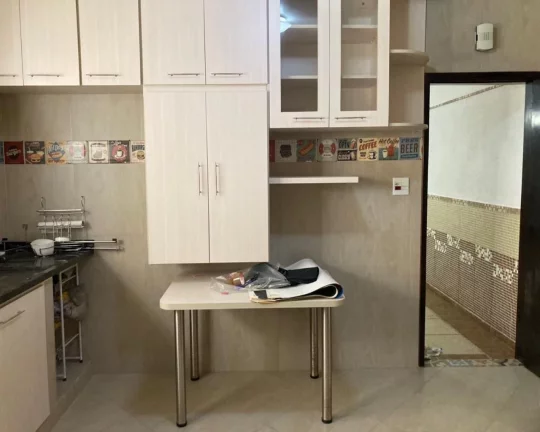 Imagem Sobrado 4 Dorm. (3 suítes) Escritório Elevador Salão de festas Churrasqueira