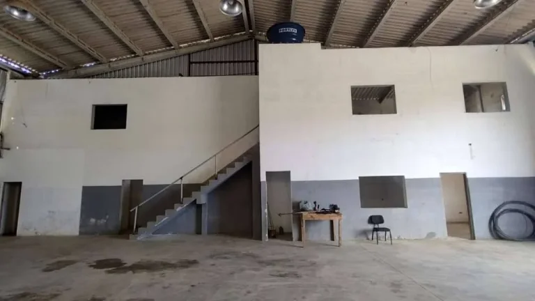 Imagem Galpão 3.000 m², fabricação, estoque, trifásico, fácil acesso