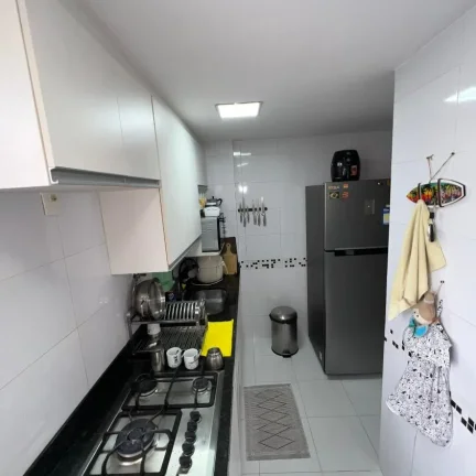 Imagem Excelente apartamento de 2 quartos com lazer completo - Sol da manhã e andar alto na praia de Itaparica.