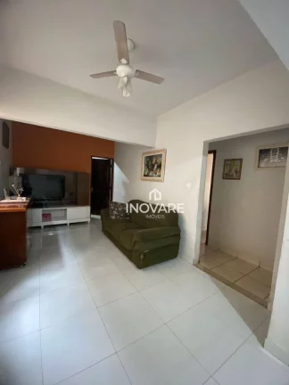 Imagem Casa com 4 dormitórios para alugar por R$ 3.500,00/mês - Setor Central - Itumbiara/GO
