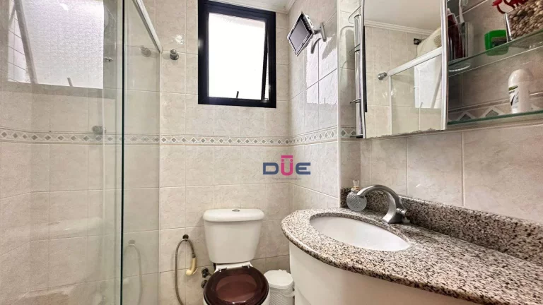 Imagem Apartamento com 2 dormitórios sendo 1 suite No Embaré. vaga demarcada, salao festas amplo, churrasqueira, e salao de jogos. Andar alto com vista livre