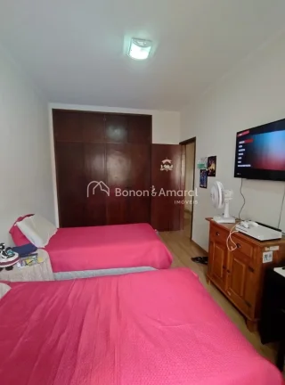 Imagem Encontre o Seu Novo Lar ou Espaço Comercial no Taquaral! 

Esta casa incrível no Taquaral é perfe...