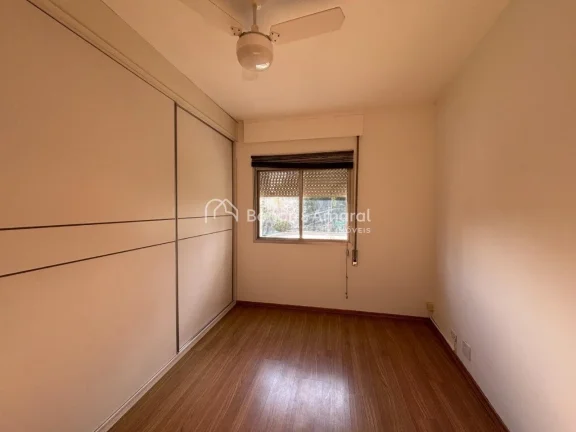 Imagem More com praticidade e excelente localização no coração de Campinas! Este apartamento conta com ...