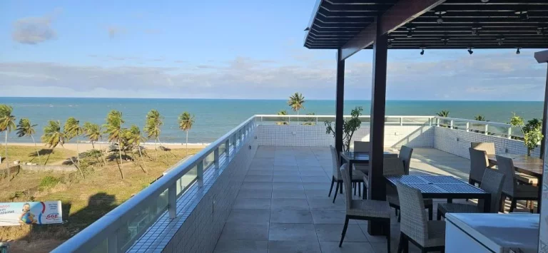 Imagem À Beira do Paraíso: Apartamento com Vista Mar no Melhor do Bessa – 50m da Praia!