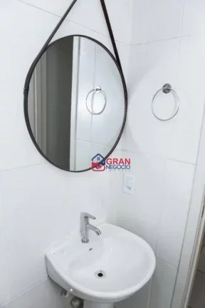 Imagem Apartamento com 2 dormitórios à venda - Camb?(C)/PR