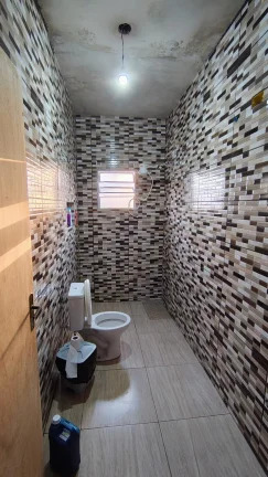 Imagem Imóvel para Venda em Araçoiaba da Serra-SP: Casa com 3 Quartos, 2 Salas, 1 Banheiro, 3 Vagas de Garagem, 1.080,00m² de Área no Bairro Cercado.