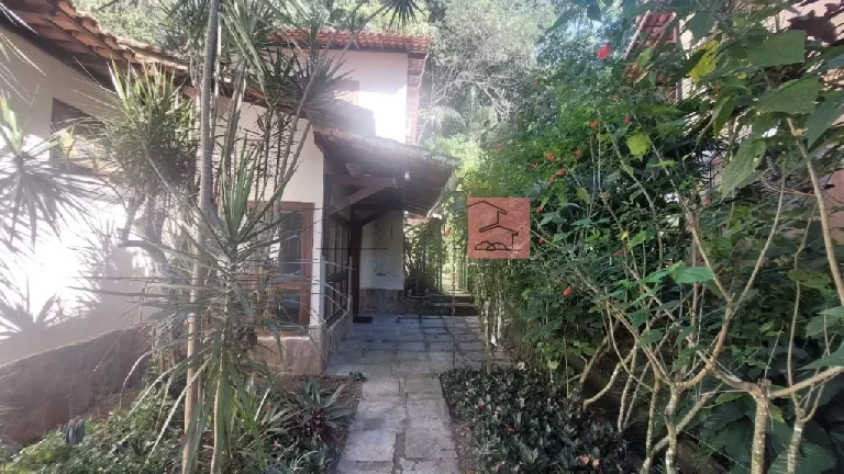 Imagem Casa para Venda em Maricá/RJ - 4 Dorm. 213 m2 Área Útil