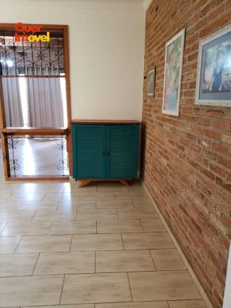 Imagem Espetacular casa à venda em Ribeirão Preto-SP, Parque Residencial Cândido Portinari: 3 quartos, 1 suíte, 3 banheiros, 4 vagas, 226m². Imperdível! Quer Imóvel Negócios Imobiliários