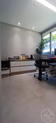 Imagem Sala Comercial Alto Padrão no Square SC –Completa e Mobiliada