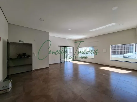 Salão com Vitrine para Locação, 80m², Próximo a Av. Bady Bas