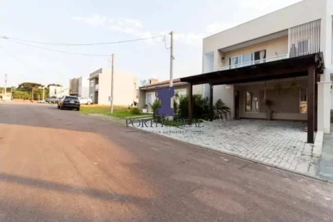 Imagem SOBRADO COM 3 QUARTOS (1 SUÍTE) EM CAMPO LARGO