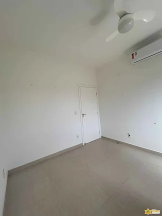 Imagem Vendo apto no Itaguá, 50m da orla, primeira quadra, sol da manhã.