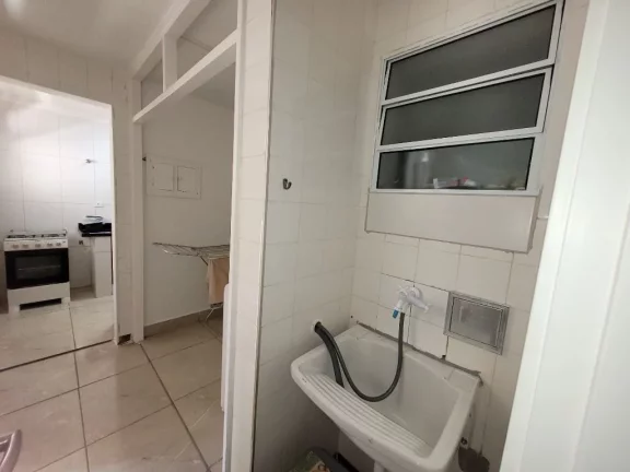 Imagem PITANGUEIRAS – NA QUADRA DO MAR, MARAVILHOSO APARTAMENTO COM 80 M² ÚTEIS, LOCALIZAÇÃO PRIVILEGIADA, APARTAMENTO REFORMADO.