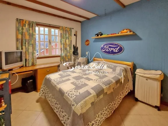 Imagem Casa com 4 dormitórios à venda, 250 m² por R$ 680.000,00 - Barra do Imbuí - Teresópolis/RJ
