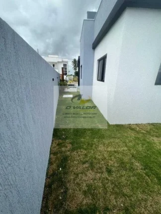 Imagem Vendo Casa, em Condomínio Fechado, com 100 m², área gourmet, piscina e 2 vagas