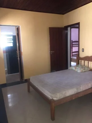 Imagem Sobrado com 5 dormitórios à venda, 145 m² por R$ 750.000,00 - Ocian - Praia Grande/SP