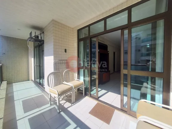 Imagem Apartamento linear, 2 quartos, 87m²,a 100m da Praia do Forte - Cabo Frio
