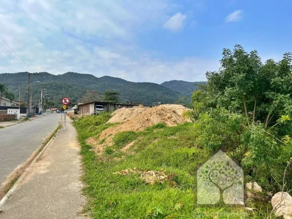 Imagem Terreno para loteamento com 2458m² na Vargem Grande, Florianópolis/SC