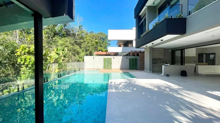 Imagem Casa com 6 dormitórios à venda, 480 m por R$ 7.000.000,00 - Riviera