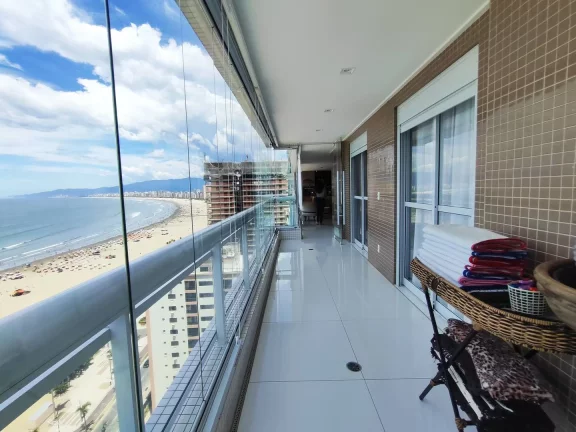 Imagem Espetacular Apartamento com três dormitório no Canto do Forte