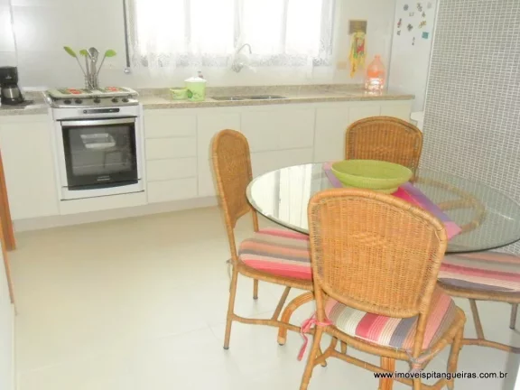 Imagem Praia da Enseada - Apartamento reformado - 02 vagas - Lazer.