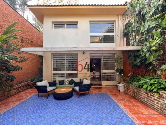 Imagem Casa com 3 dormitórios à venda, 220 m² por R$ 2.120.000 no Brooklin