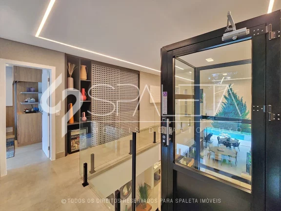 Imagem Magnífica residência totalmente mobiliada, decorada e com elevador à venda em Riviera de São Lourenço