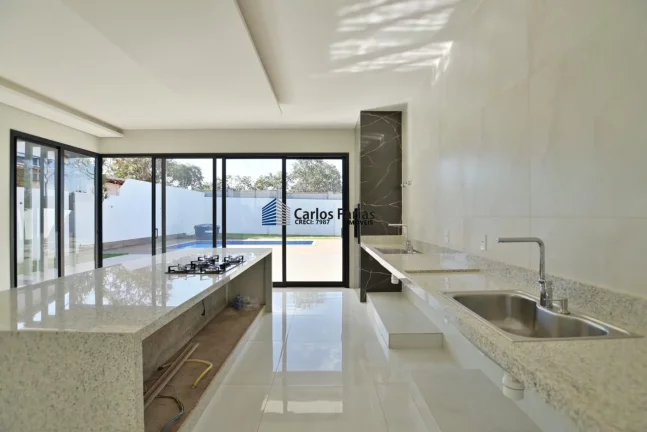 Imagem Casa em Condomínio para Venda em Brasília, PARANOA, 4 dormitórios, 3 suítes, 5 banheiros, 3 vagas