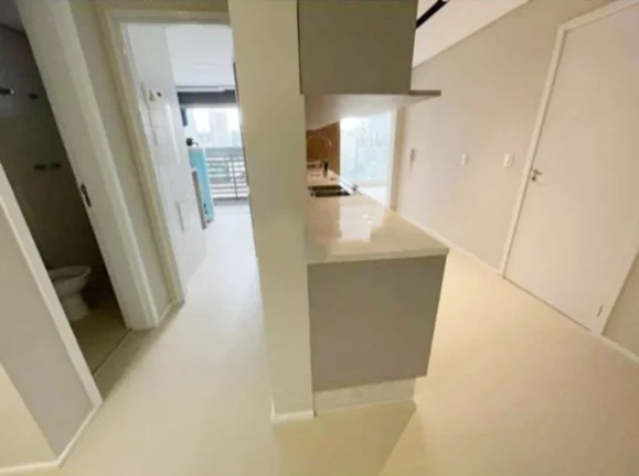 Imagem Apartamento 130M², 3Q, 3 Suítes, 4 Banheiros, 2 Vagas, Piscina Climatizada, Infantil e Raia de 25M, Sauna, Salão de Festas e Jogos, Churrasqueira.