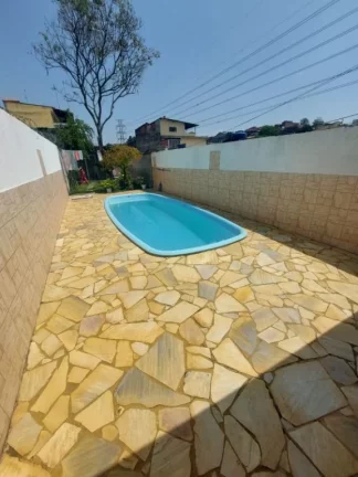 Imagem Sobrado com 3 dormitórios à venda, 210 m² por R$ 900.000,00 - Vila Júlia - Poá/SP