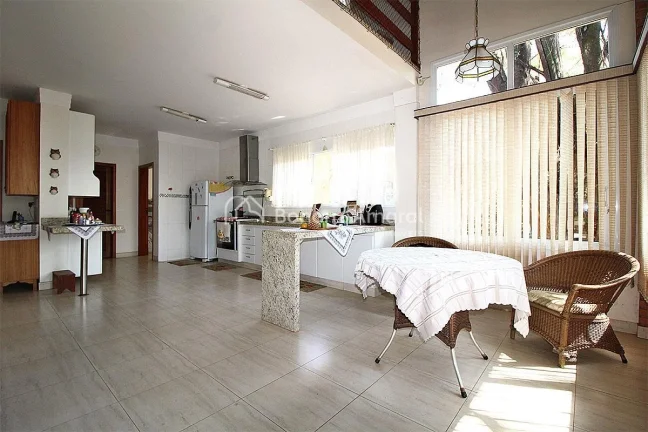 Imagem Casa em Chácara para Venda no Bairro Morumbi em Paulínia/SP.(prox ao centro).

Local privilegiado ...