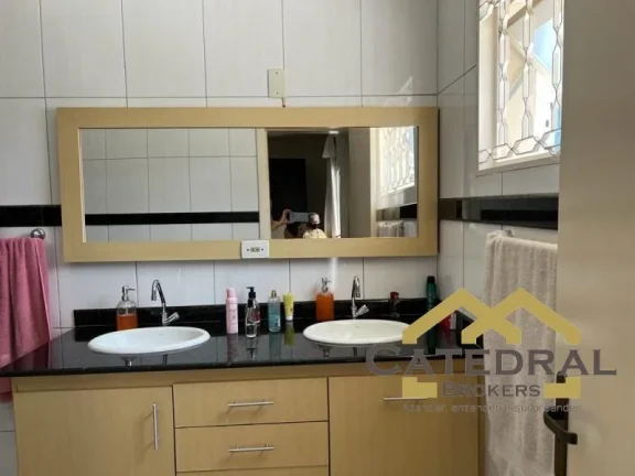 Imagem Sobrado à venda, 03 Quartos, 01 suíte R$ 750.000,00 - Jardim da Fonte/Jundiaí/SP