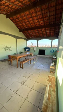 Imagem Casa Sobrado, 2 dormitórios, Terras do Sul, Sjc.