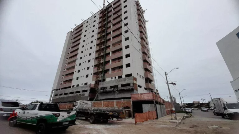 Imagem Apartamento com 2 dormitórios à venda, 78 m² por R$ 480.000,00 - Mirim - Praia Grande/SP