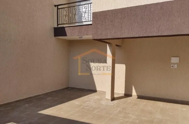 Imagem Casa em condomínio residencial, no 1º andar, sem quintal, composta por 2 dormitórios, ambos com s...