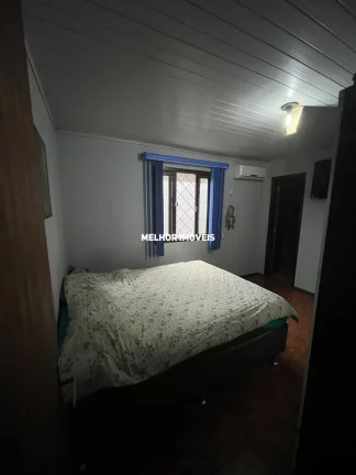 Imagem Casa a venda com 03 dormitórios localizado no Bairro São Vicente em Itajaí