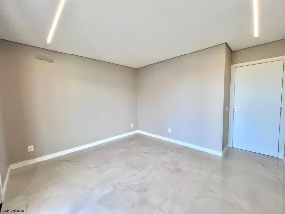 Imagem Casa para Venda em Eusébio, Cidade Alpha, 4 dormitórios, 4 suítes, 5 banheiros, 4 vagas