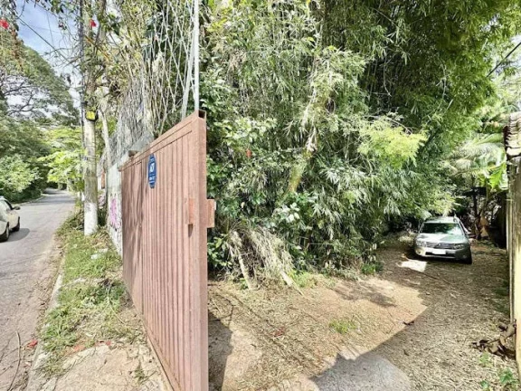 Imagem R Nova Amazonas / Miolo da Granja - LOTE 1.200m² c/ LOFT bem rústico!