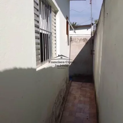 Imagem Casa à venda no bairro Santa Luzia - Guaratinguetá/SP
