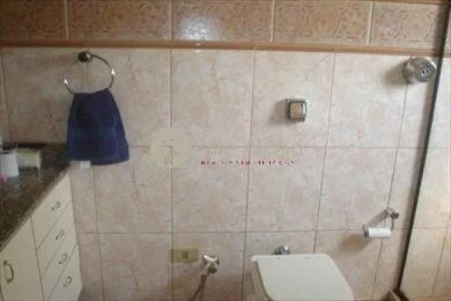 Imagem Apartamento a venda na quadra da praia do Embaré em Santos