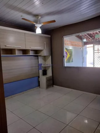 Imagem CASA COM 2 QUARTOS EM CAMPO LARGO