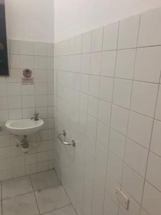 Imagem Excelente Salão para locação no Bairro Santa Terezinha em Santo André