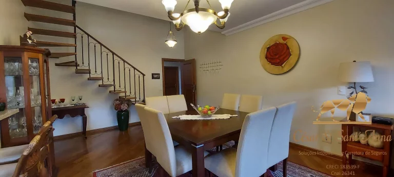 Imagem Lindo Apartamento Duplex e com ótima localização em Campos do Jordão-SP