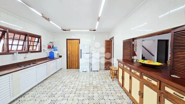 Imagem Casa com 5 quartos à venda, por R$ 2.200.000 - Condomínio Samola - Ubatuba/SP