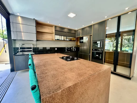 Imagem Casa de Luxo à Venda na Riviera de São Lourenço Módulo 24 - 6 Quartos, 6 Suítes, 4 Vagas de Garagem