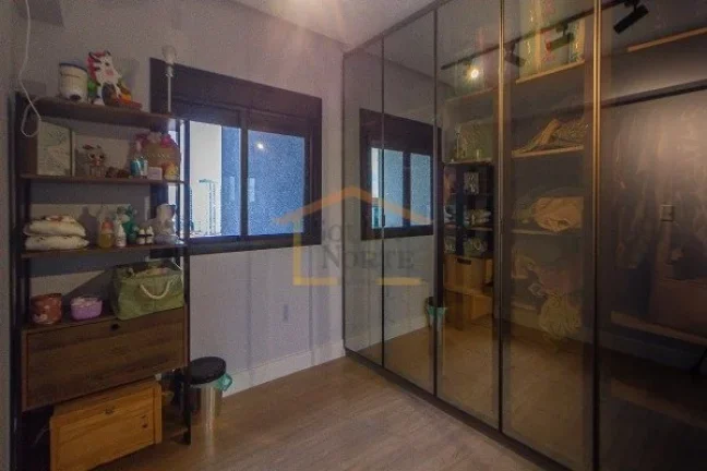 Imagem Apartamento reformado com 55m², 2 dormitórios, sendo 1 suite, 2 banheiros e 1 vaga de garagem. Pos...