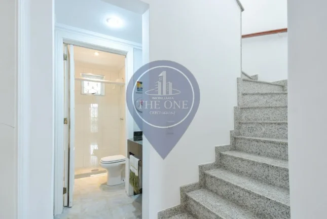 Imagem Imperdível oportunidade: Casa à venda em São Paulo-SP, no bairro Ipiranga, com 3 quartos, 1 suíte, 2 salas, 3 banheiros, 3 vagas de garagem e área de 210m²!