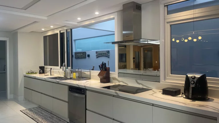 Imagem Casa à venda em Jurerê – Condomínio Vilas de São Francisco – Florianópolis