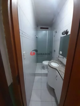 Imagem Sobrado para locação com 3 andares