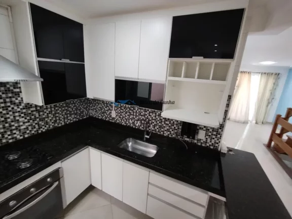 Imagem Sobrado à Venda com 3 dormitórios, 4 vagas, Vila América, Santo André